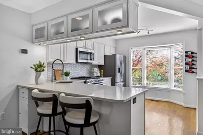 2124 N Tazewell Court, Arlington, VA 22207 - Photo 10