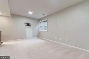 2817 S Woodrow St, Arlington, VA 22206 - Photo 18