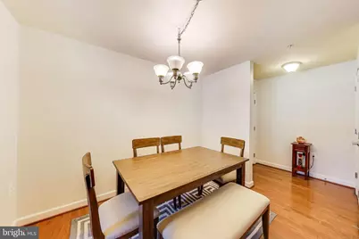 4139 S Four Mile Run Drive #304, Arlington, VA 22204 - Photo 6