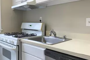 26 Old Glebe Road S, Arlington, VA 22204 - Photo 16