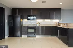 1011 Arlington Blvd, Arlington, VA 22209 - Photo 12