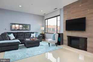 1011 Arlington Blvd, Arlington, VA 22209 - Photo 2