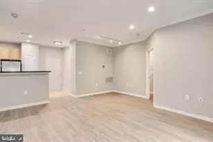 2055 26th St S, Arlington, VA 22206 - Photo 14