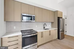 2051 S Bell St, Arlington, VA 22202 - Photo 1