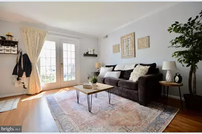 4621 28th Road S #A, Arlington, VA 22206 - Photo 2