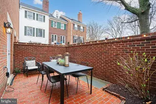 1945 N Calvert St, Arlington, VA 22201 - Photo 2