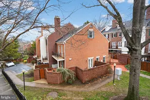 1945 N Calvert St, Arlington, VA 22201 - Photo 30