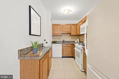 3000 Spout Run Parkway #D405, Arlington, VA 22201 - Photo 10