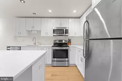 2105 N Rolfe Street #A, Arlington, VA 22209 - Photo 8