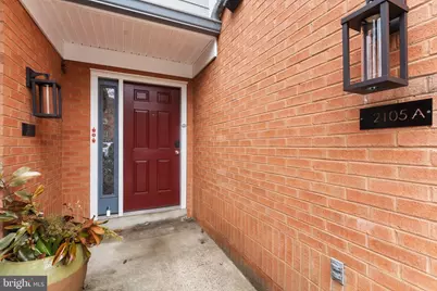 2105 N Rolfe Street #A, Arlington, VA 22209 - Photo 4