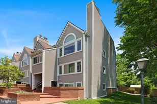5560 Langston Blvd., Arlington, VA 22207 - Photo 2
