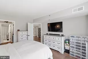 1050 N Taylor St, Arlington, VA 22201 - Photo 8