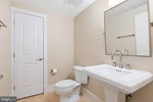 1600 Clarendon Blvd, Arlington, VA 22209 - Photo 18