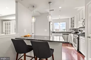 4065 S Four Mile Run Dr, Arlington, VA 22204 - Photo 4