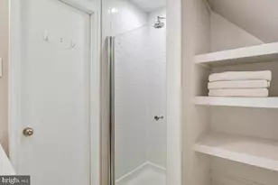 4241 35th St S, Arlington, VA 22206 - Photo 24