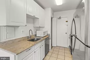 1830 Columbia Pike, Arlington, VA 22204 - Photo 2