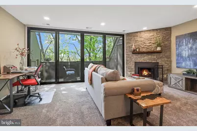 2240 S Randolph Street #2, Arlington, VA 22204 - Photo 4