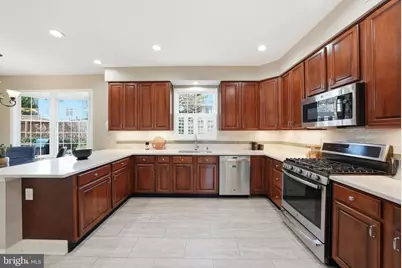 5509 10th Street N, Arlington, VA 22205 - Photo 4