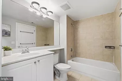 851 N Glebe Road #1812, Arlington, VA 22203 - Photo 16
