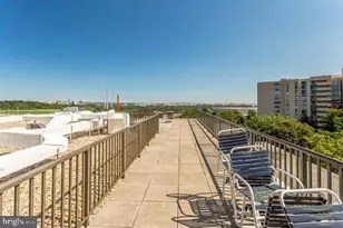 1300 Army Navy Dr, Arlington, VA 22202 - Photo 38