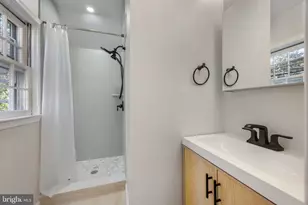 2355 N Quincy St, Arlington, VA 22207 - Photo 22