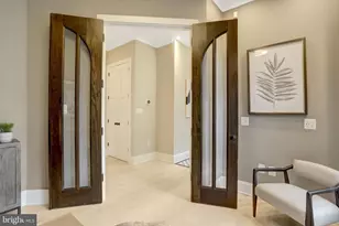 710 N Highland St, Arlington, VA 22201 - Photo 4