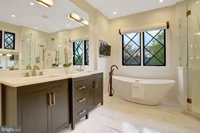 710 N Highland Street, Arlington, VA 22201 - Photo 30
