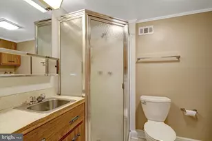 4142 36th St S, Arlington, VA 22206 - Photo 20