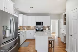 1633 S Taylor St, Arlington, VA 22204 - Photo 6