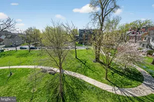 2741 11th St N, Arlington, VA 22201 - Photo 32