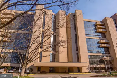 1101 S Arlington Ridge Road #106, Arlington, VA 22202 - Photo 1