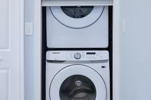 2810 S Arlington Ridge Rd, Arlington, VA 22202 - Photo 10