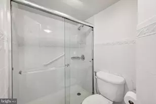 1600 N Oak St, Arlington, VA 22209 - Photo 28