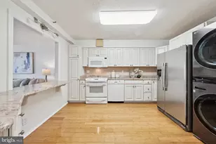 1600 N Oak St, Arlington, VA 22209 - Photo 12