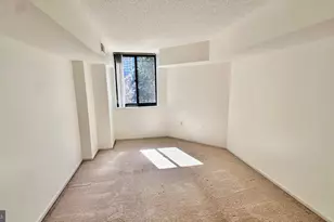 1001 N Randolph St, Arlington, VA 22201 - Photo 22