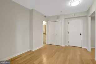 1805 Crystal Dr, Arlington, VA 22202 - Photo 4