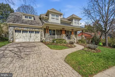 5707 35th Street N, Arlington, VA 22207 - Photo 2