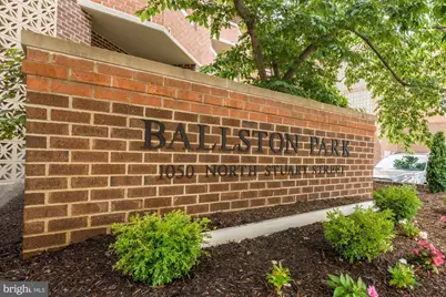 1050 N Stuart Street #817, Arlington, VA 22201 - Photo 1