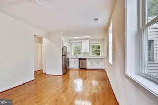 900 N Garfield St, Arlington, VA 22201 - Photo 4