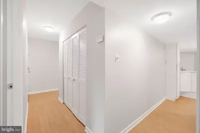 5041 7th Road S #102, Arlington, VA 22204 - Photo 22