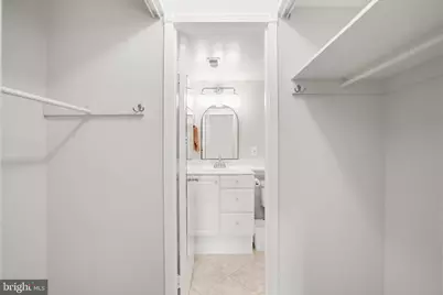 5041 7th Road S #102, Arlington, VA 22204 - Photo 34