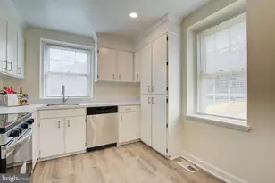 3050 S Buchanan St, Arlington, VA 22206 - Photo 8