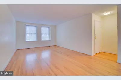 3050 S Buchanan Street #A2, Arlington, VA 22206 - Photo 2