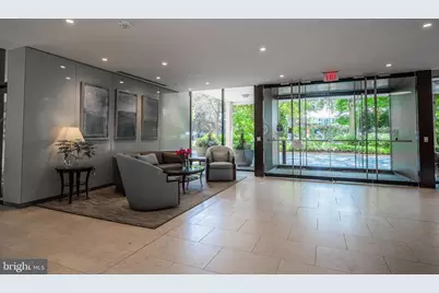 4141 N Henderson Road #822, Arlington, VA 22203 - Photo 2