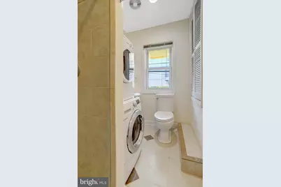 2206 S Grant Street S, Arlington, VA 22202 - Photo 28