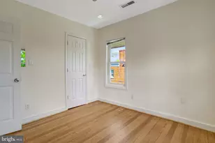 2206 S Grant Street S, Arlington, VA 22202 - Photo 38