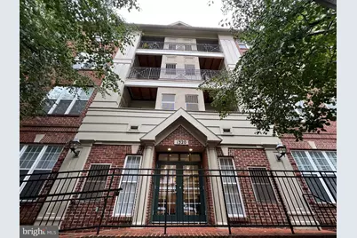 1320 N Wayne Street N #106, Arlington, VA 22201 - Photo 4