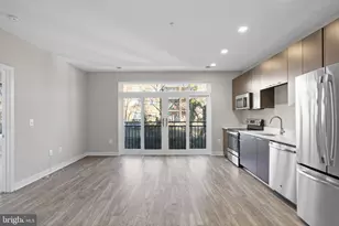 989 S Buchanan St, Arlington, VA 22204 - Photo 4