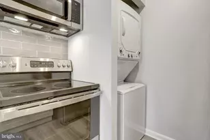 1211 S Eads St, Arlington, VA 22202 - Photo 24