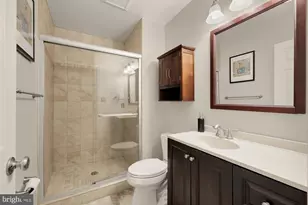 2433 S Walter Reed Dr, Arlington, VA 22206 - Photo 28